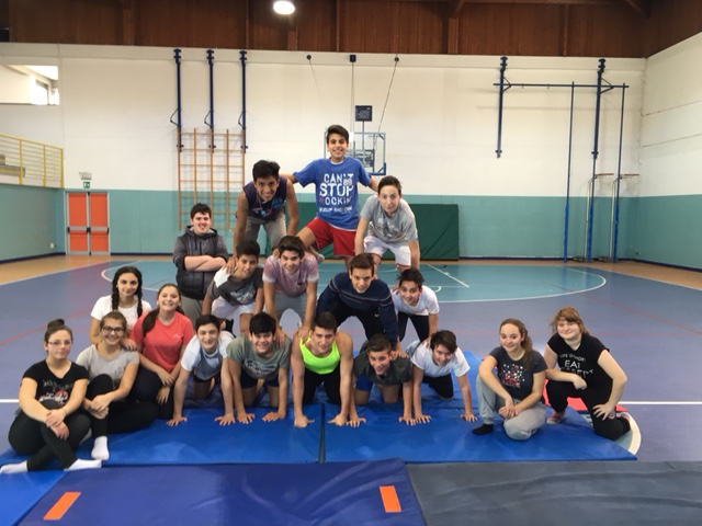 Iin palestra classe 3B Secondaria Rovello Porro